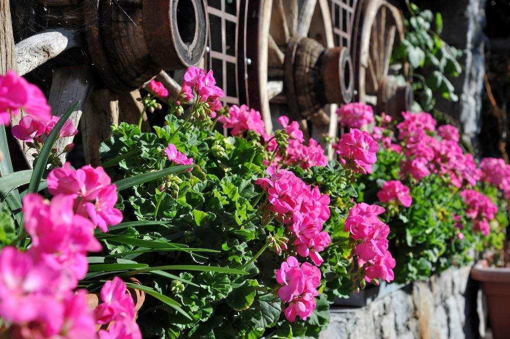 Hotel Gasthof Stern Prato allo Stelvio Exterior foto